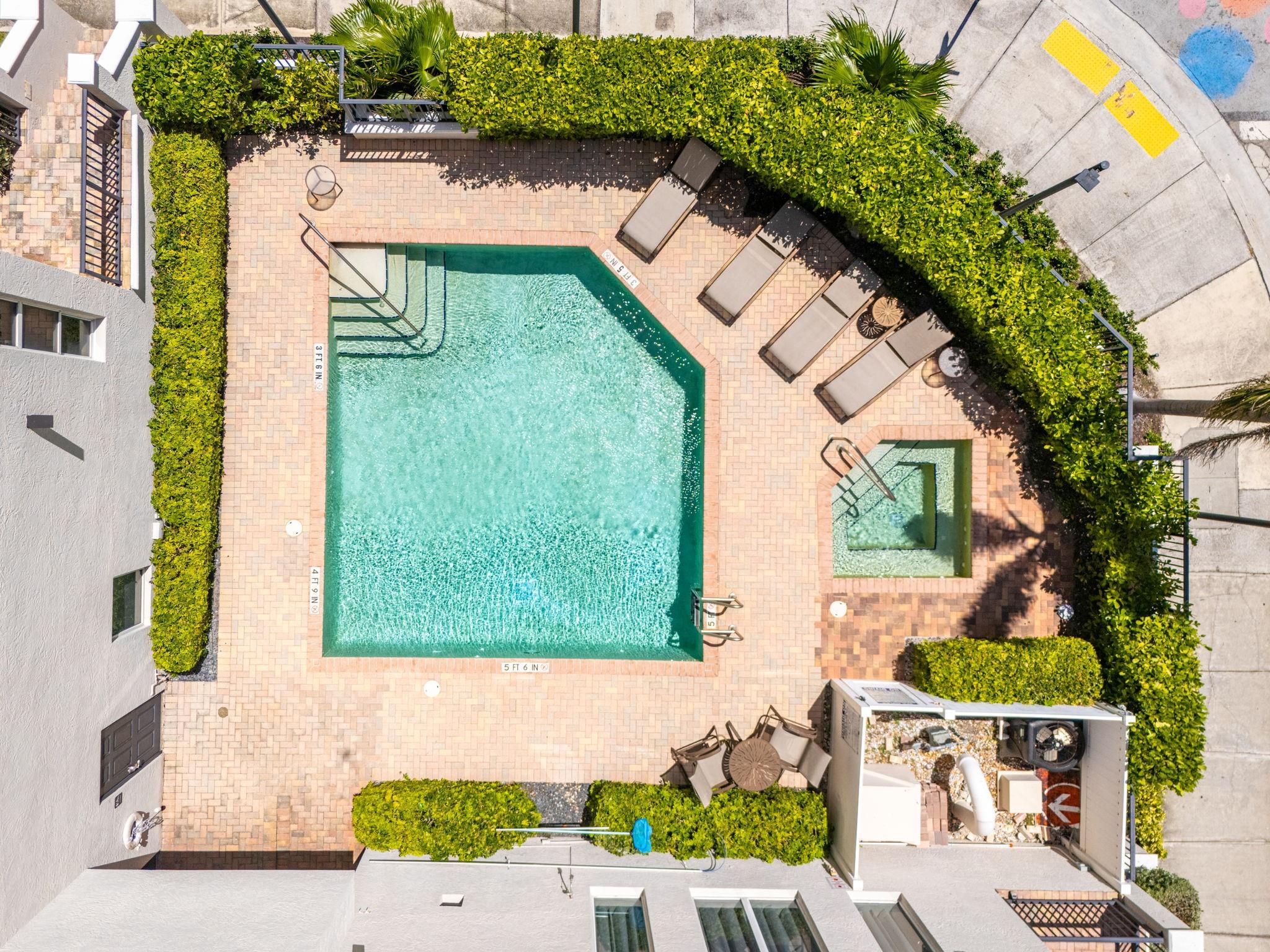 514 N Birch Rd Fort Lauderdale, FL 33304