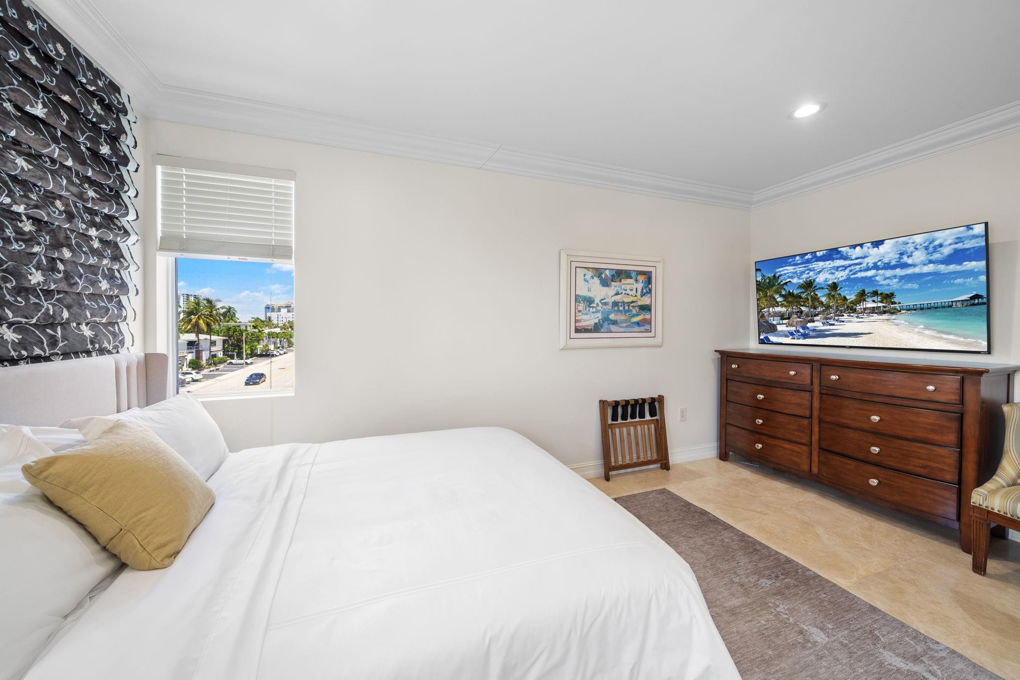 514 N Birch Rd Fort Lauderdale, FL 33304