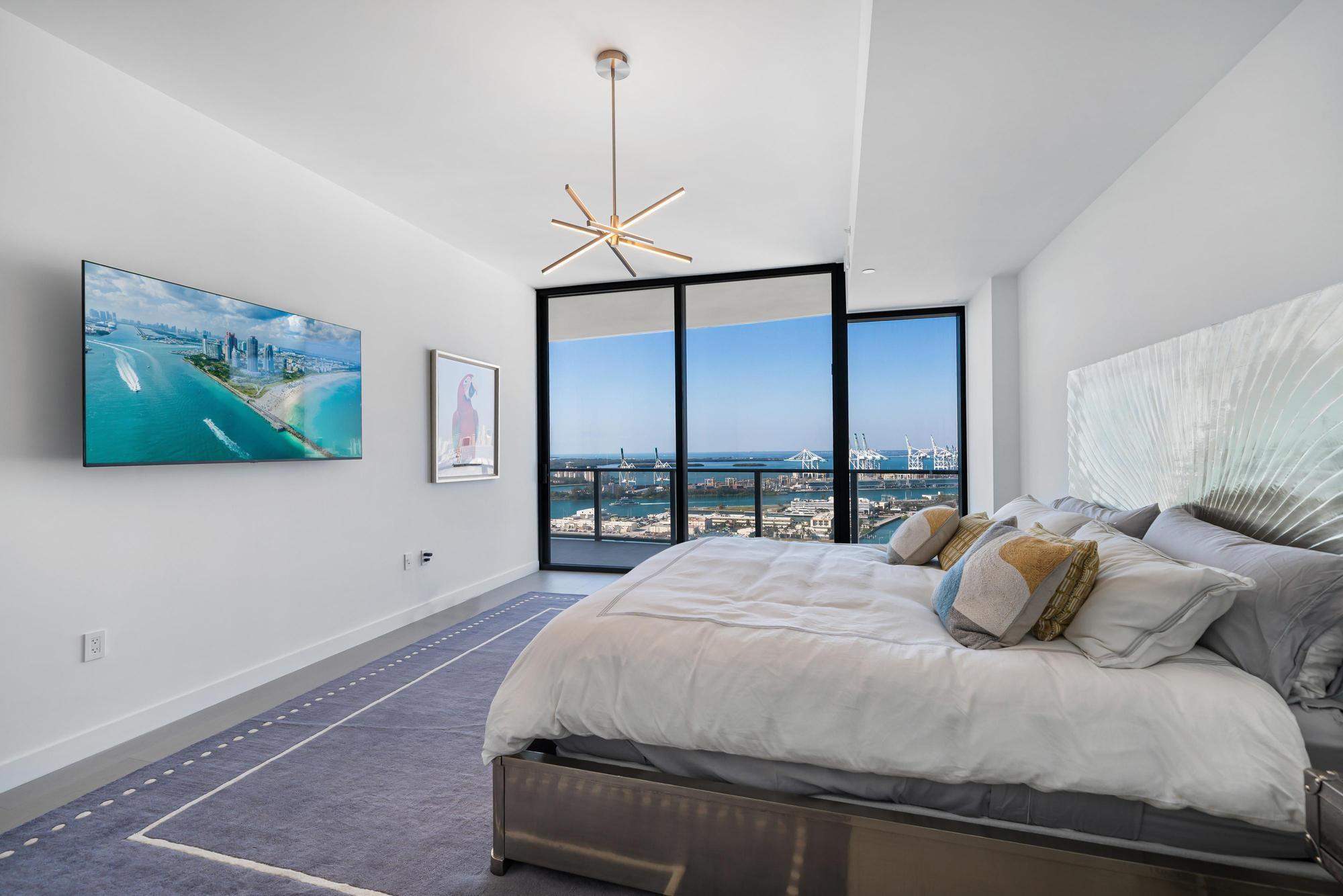 Undisclosed Address Miami Beach, FL 33139