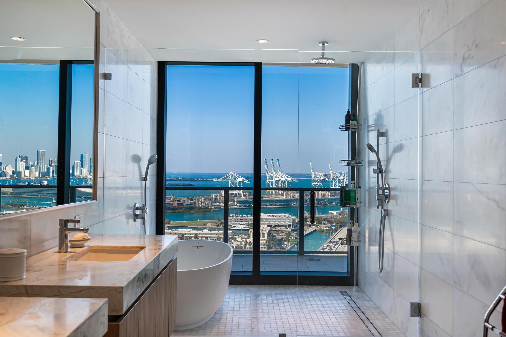 Undisclosed Address Miami Beach, FL 33139