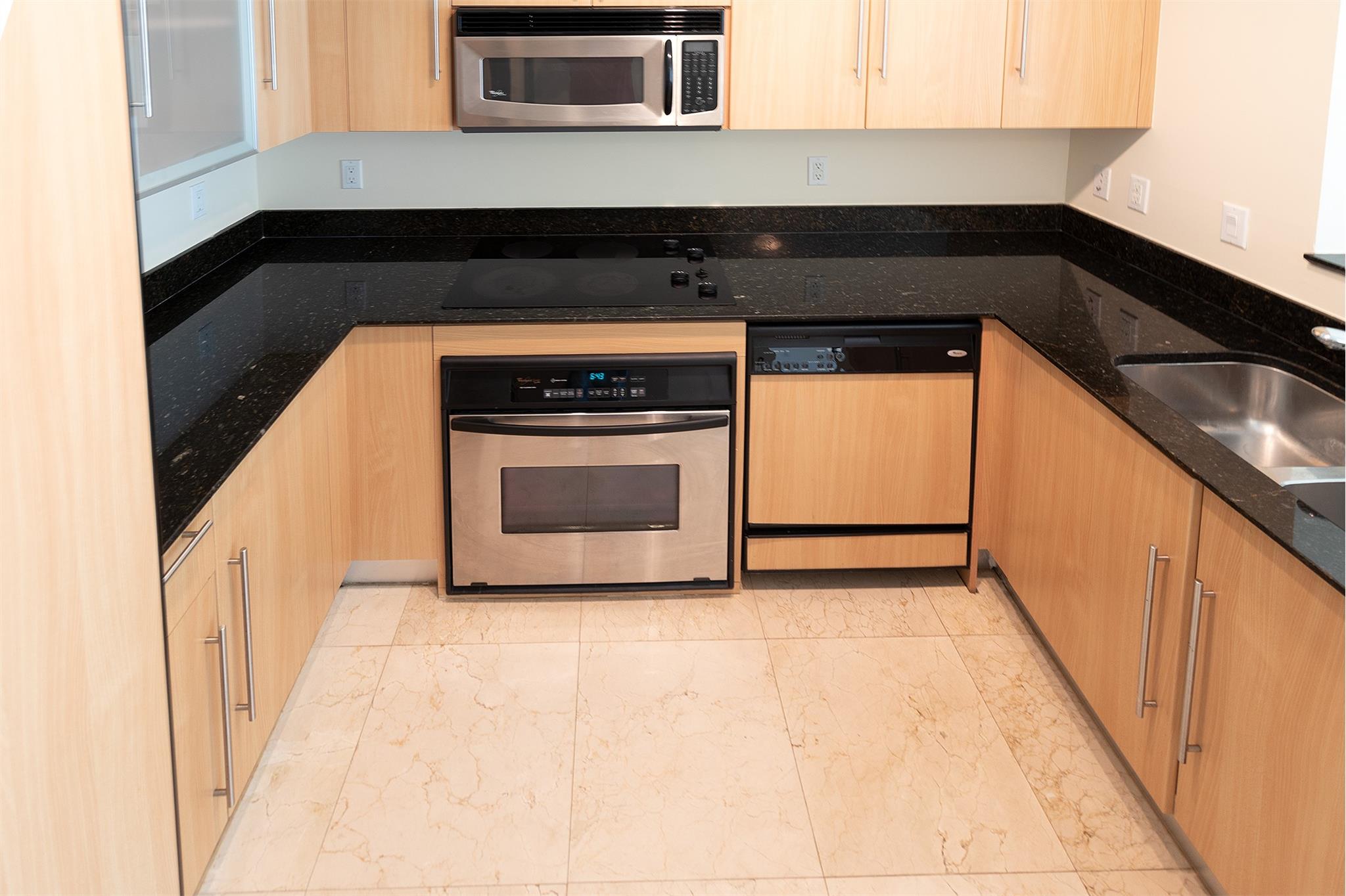 image One Miami East Condo12