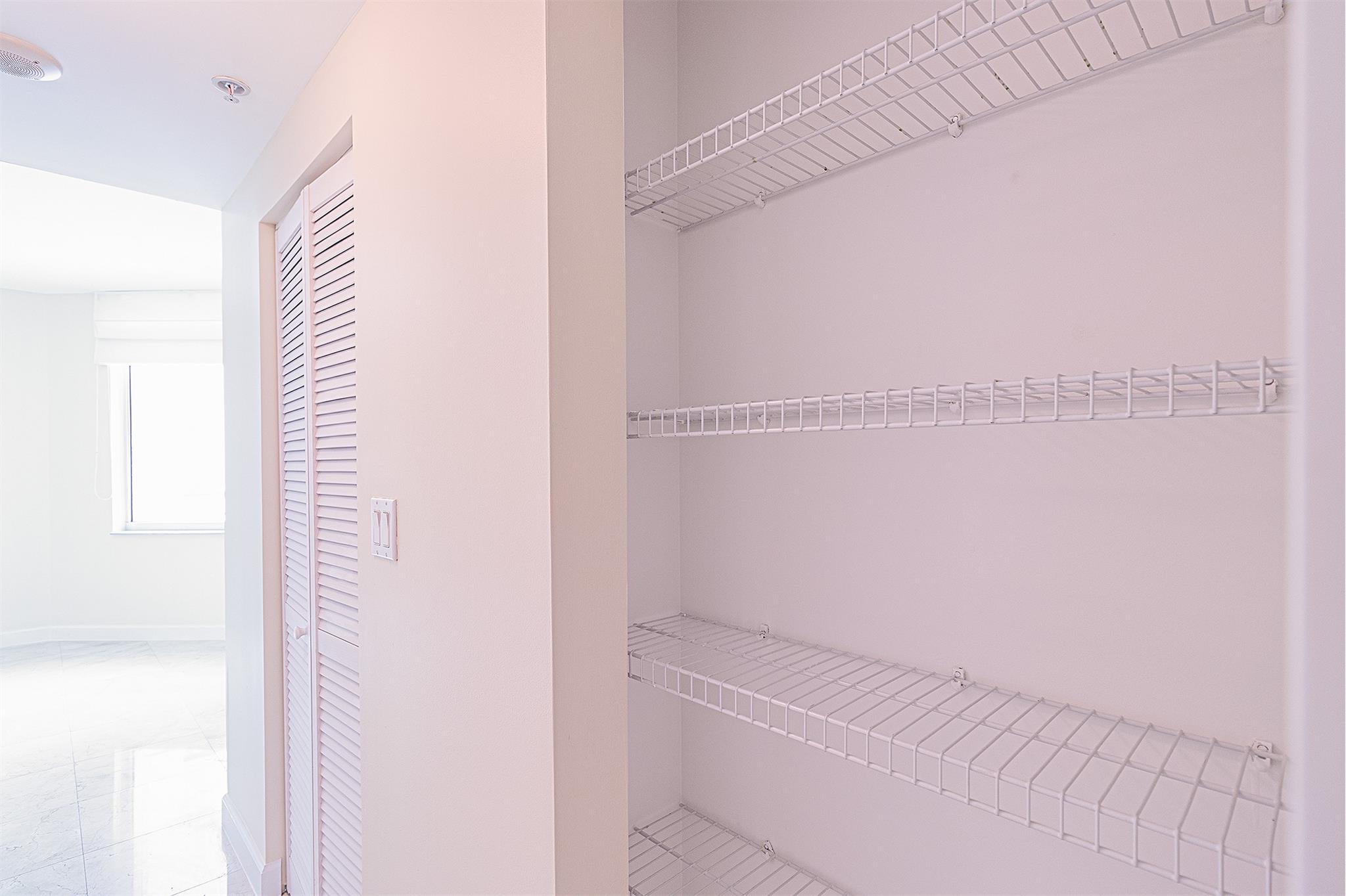 image One Miami East Condo21