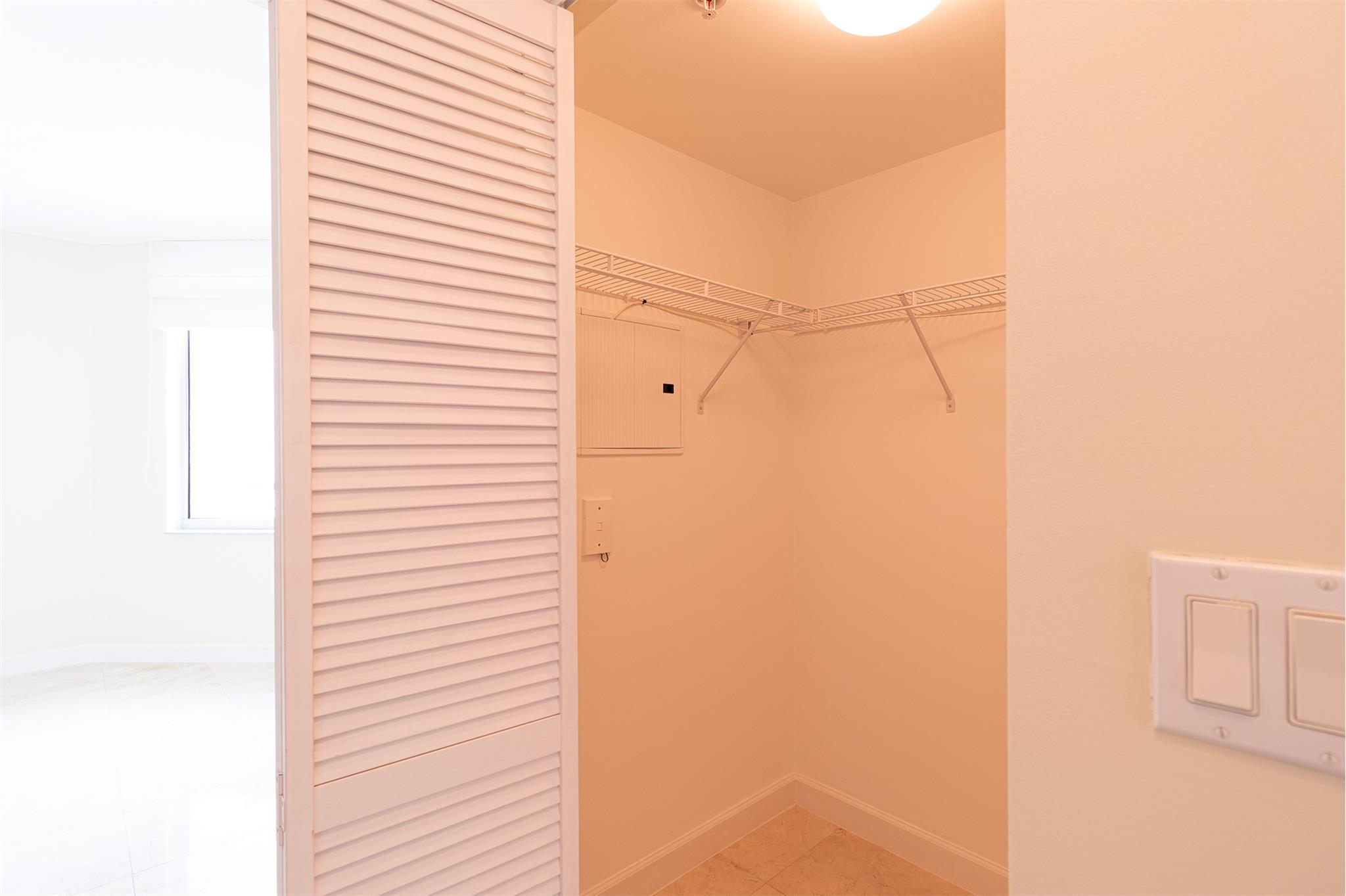 image One Miami East Condo23