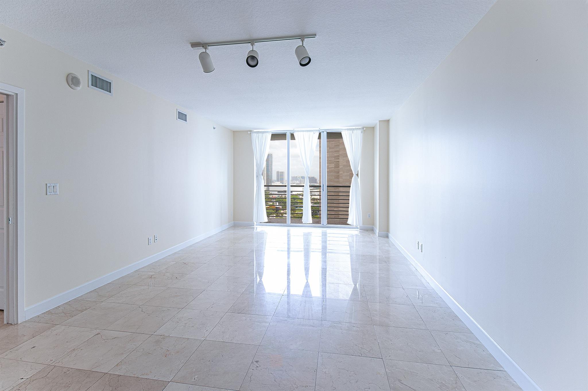 image One Miami East Condo2