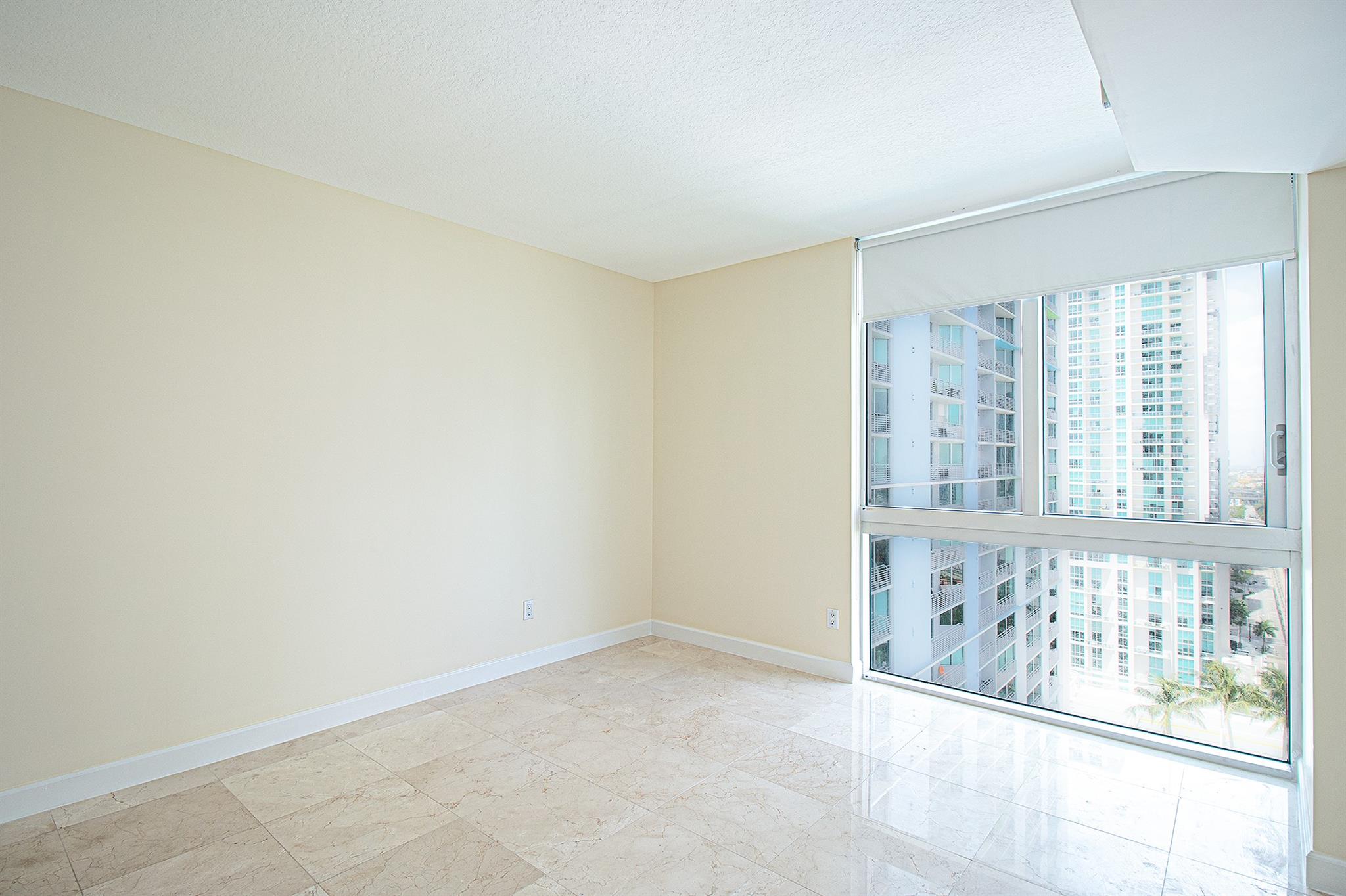 image One Miami East Condo43