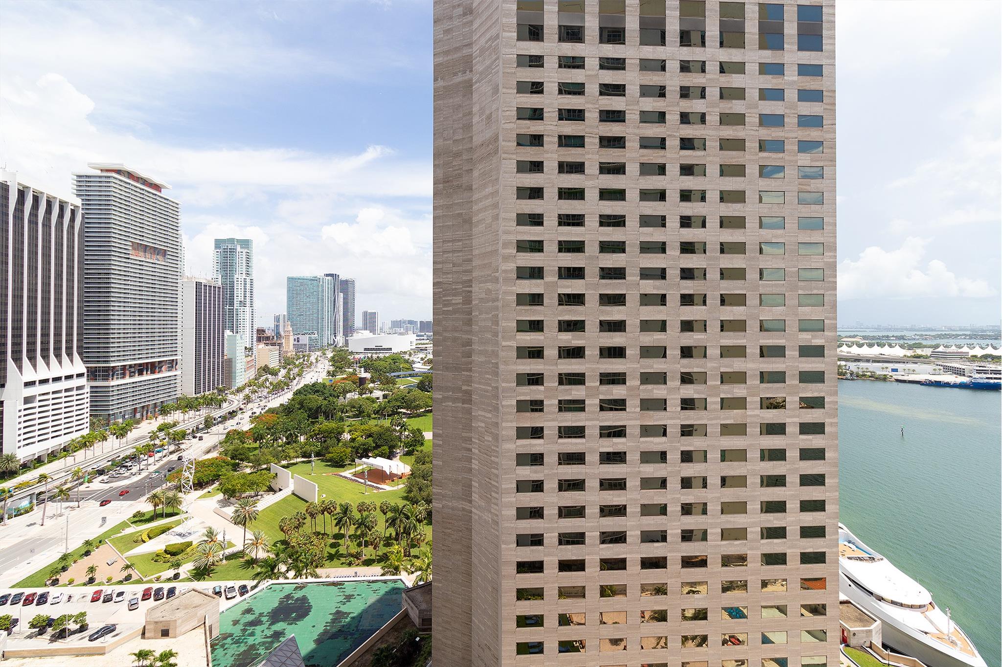 image One Miami East Condo46