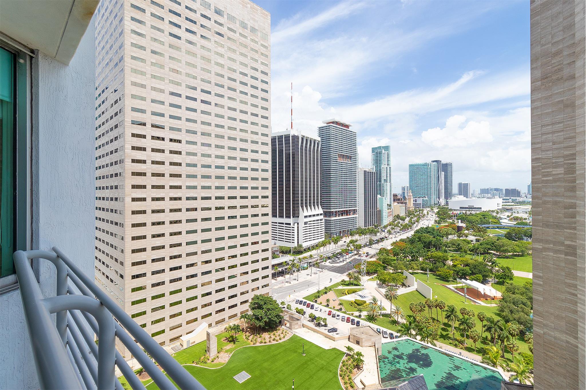 image One Miami East Condo47