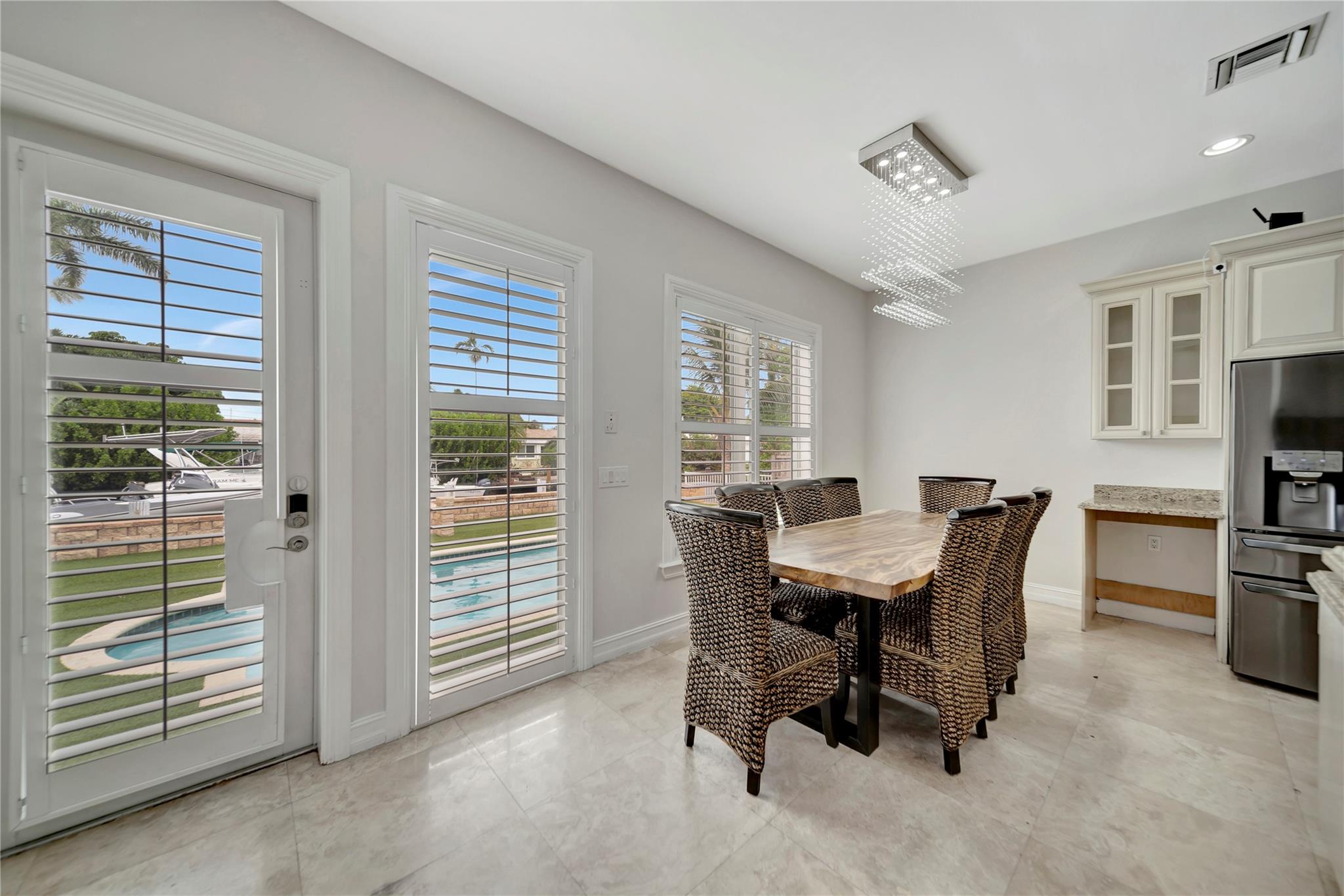 909 Mango Isle Fort Lauderdale, FL 33315