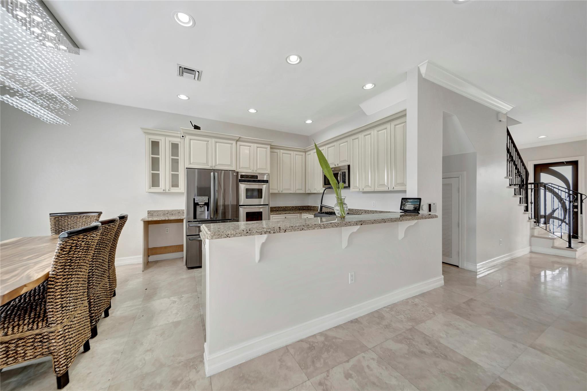 909 Mango Isle Fort Lauderdale, FL 33315