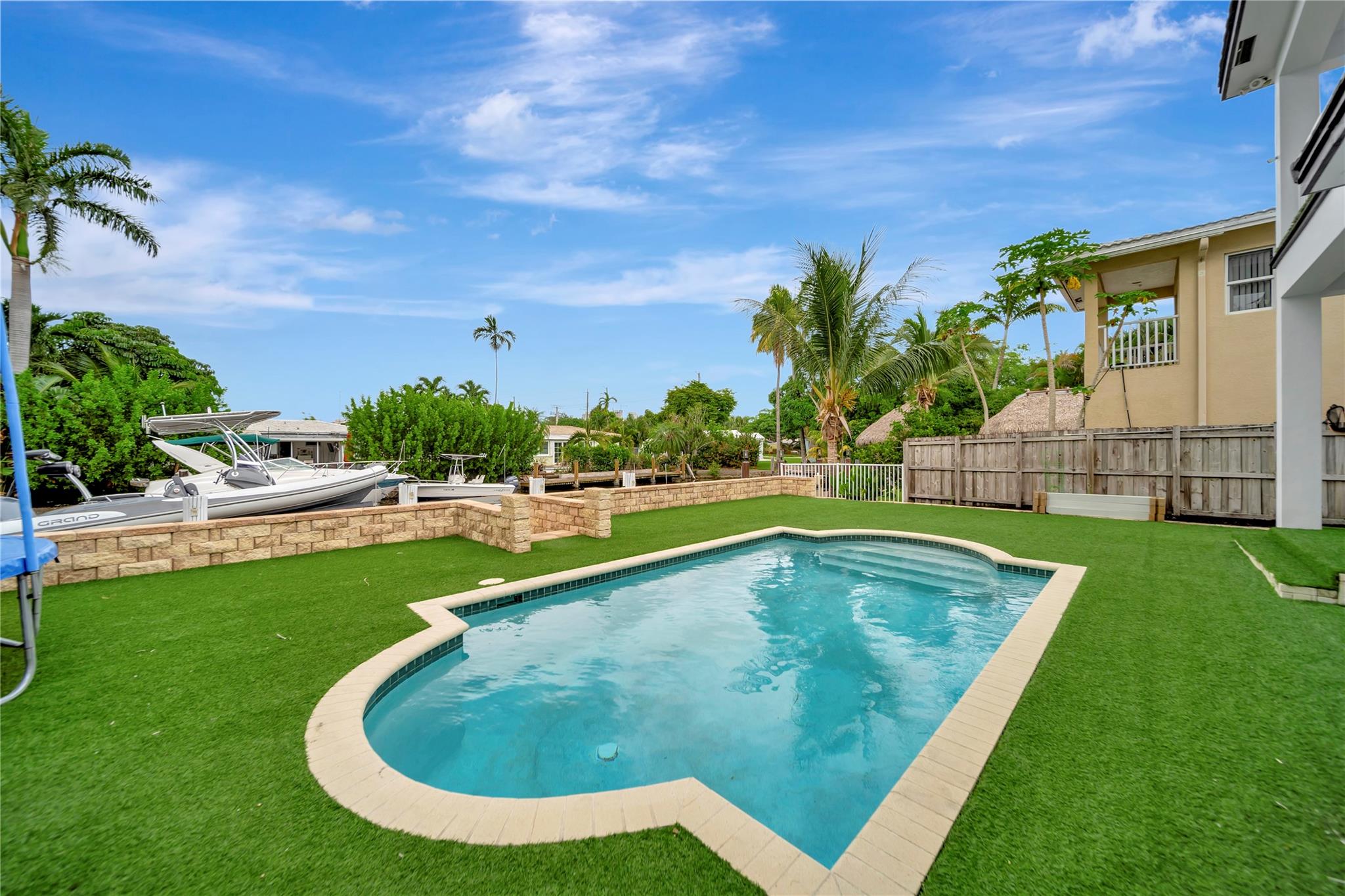 909 Mango Isle Fort Lauderdale, FL 33315