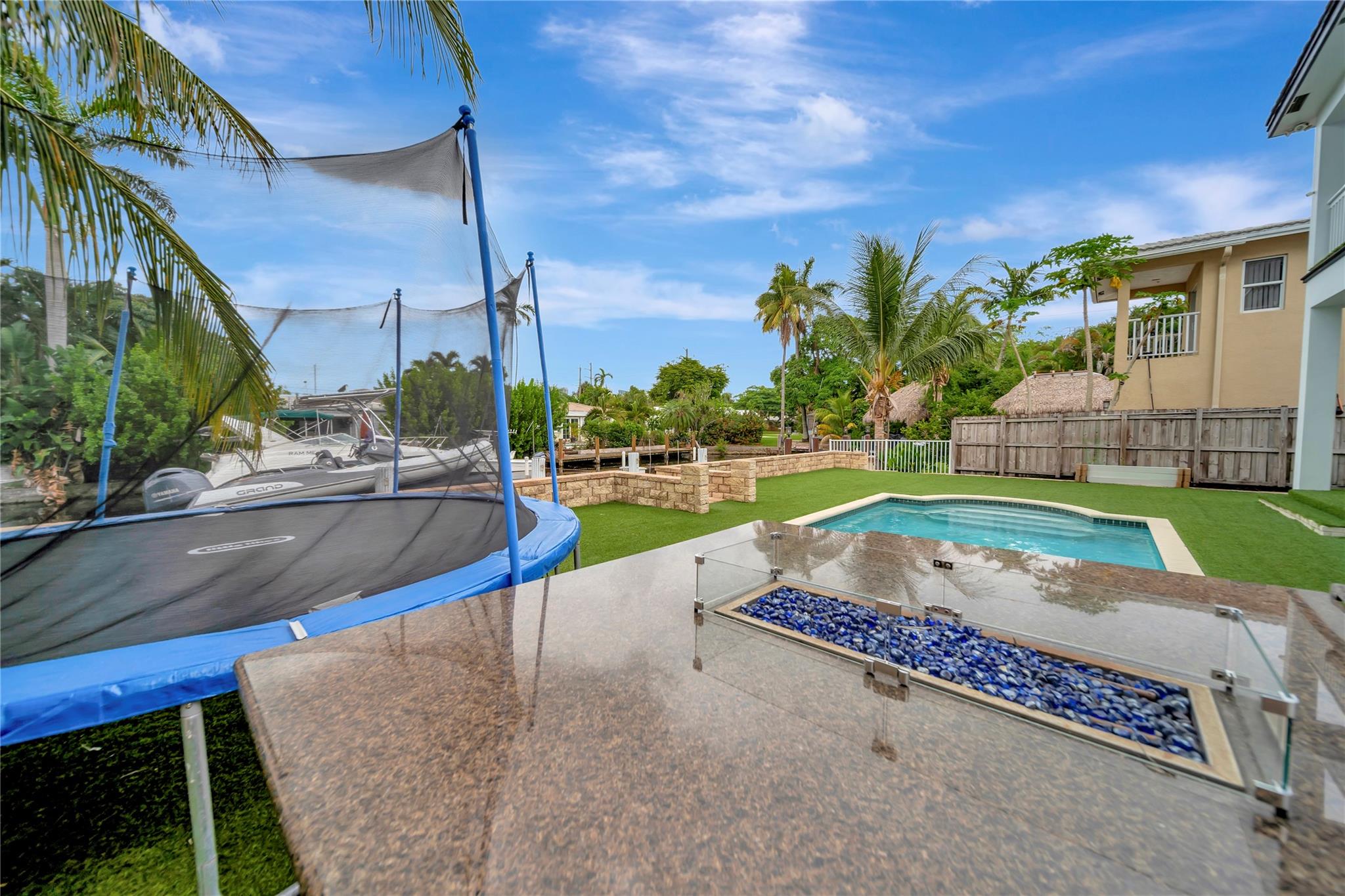 909 Mango Isle Fort Lauderdale, FL 33315