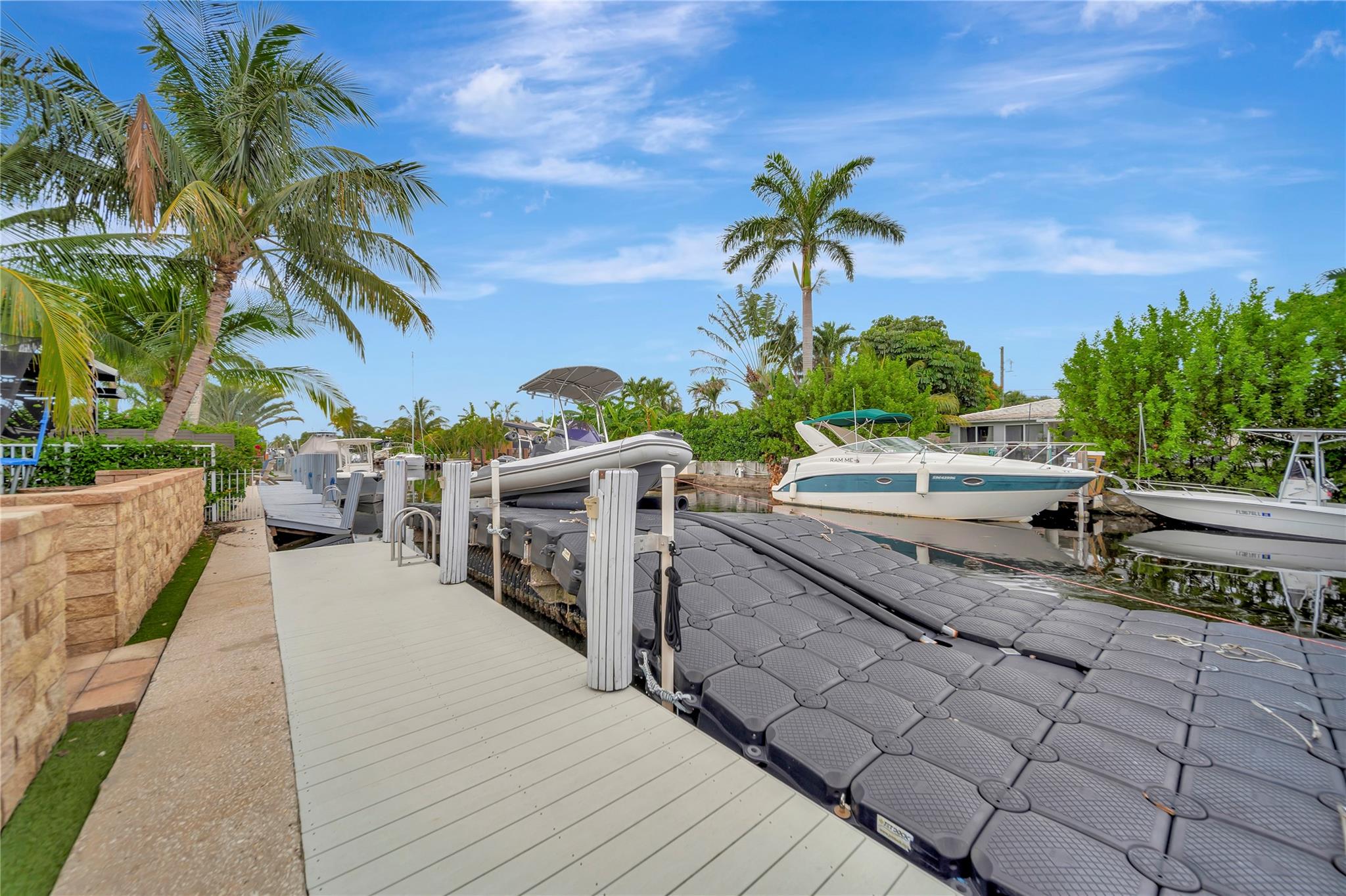 909 Mango Isle Fort Lauderdale, FL 33315