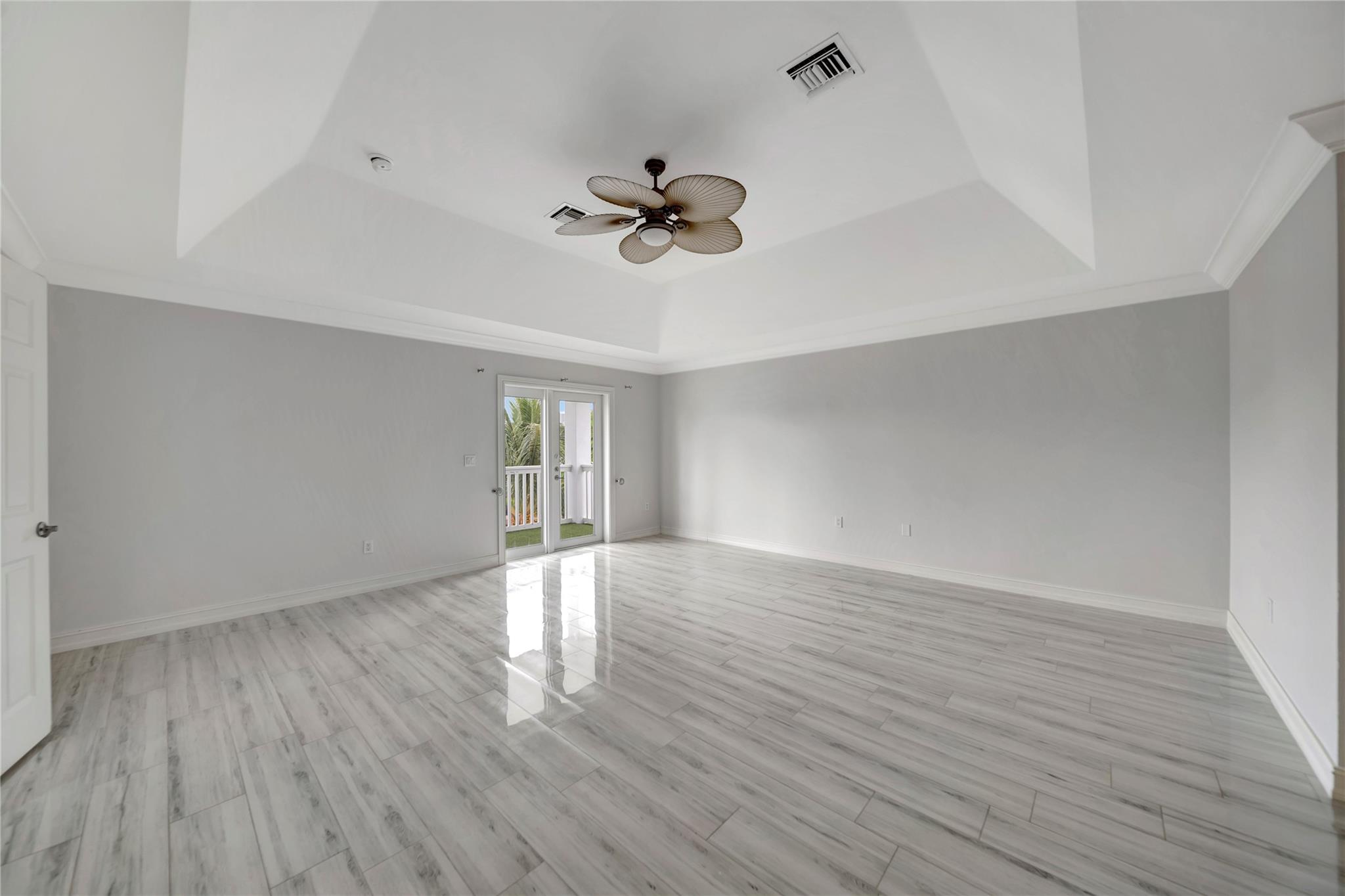 909 Mango Isle Fort Lauderdale, FL 33315