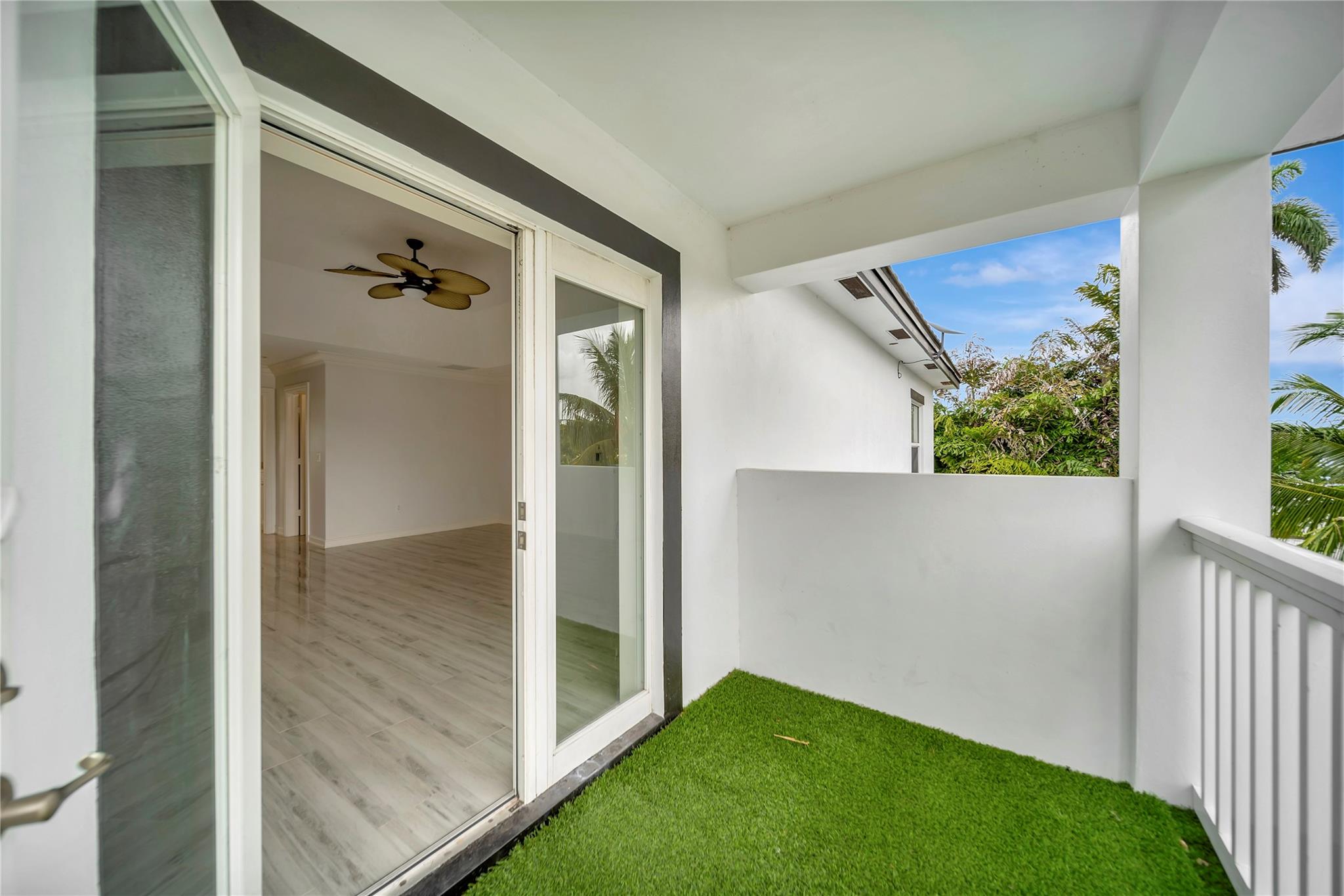 909 Mango Isle Fort Lauderdale, FL 33315