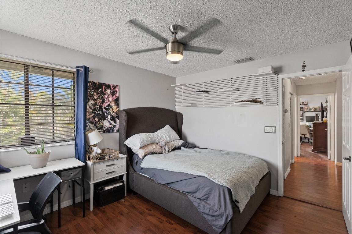 520 Sumter Ave Davie, FL 33325