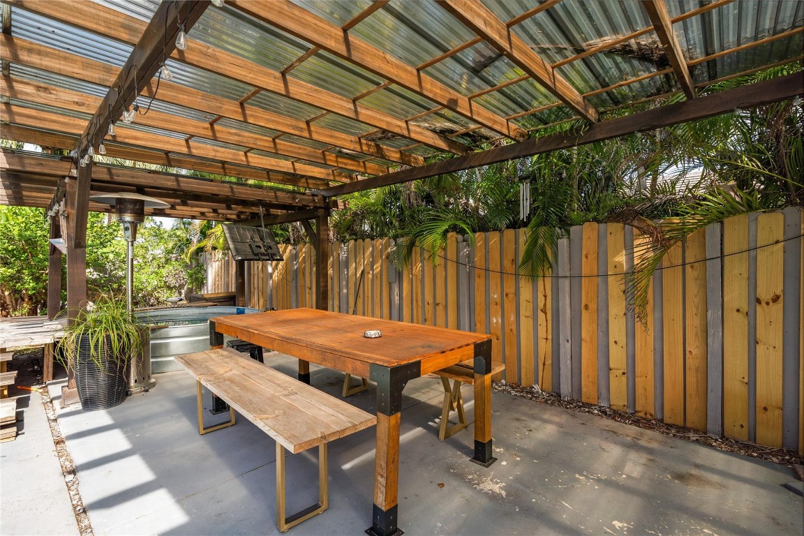 520 Sumter Ave Davie, FL 33325