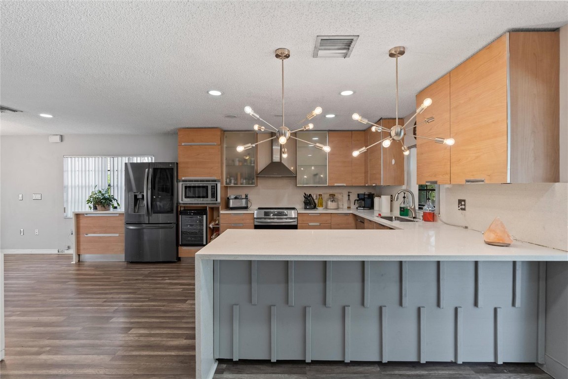 520 Sumter Ave Davie, FL 33325