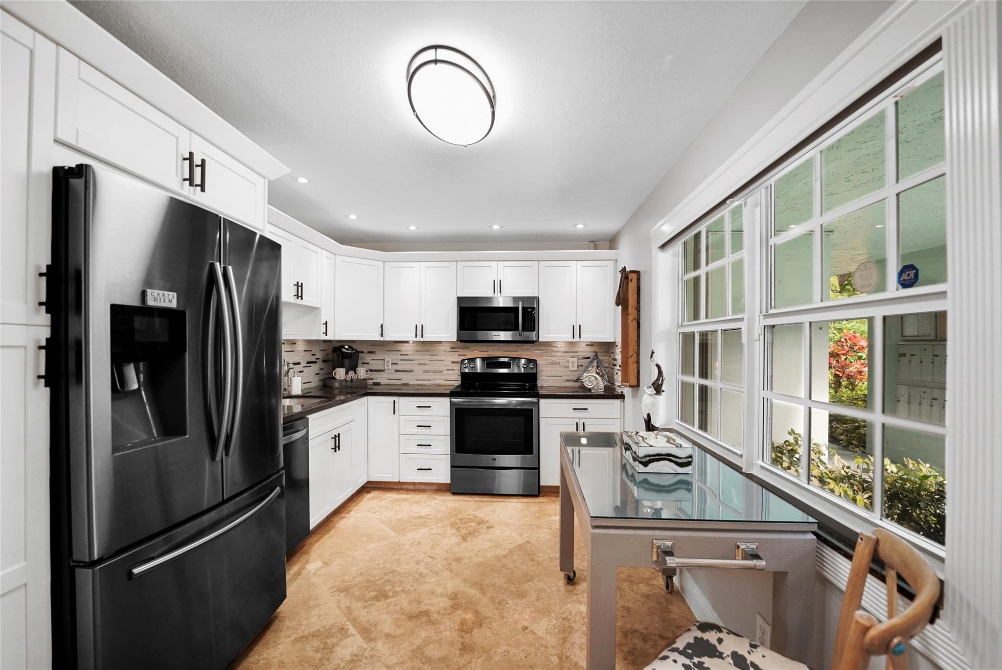 933 Cypress Grv Dr #102