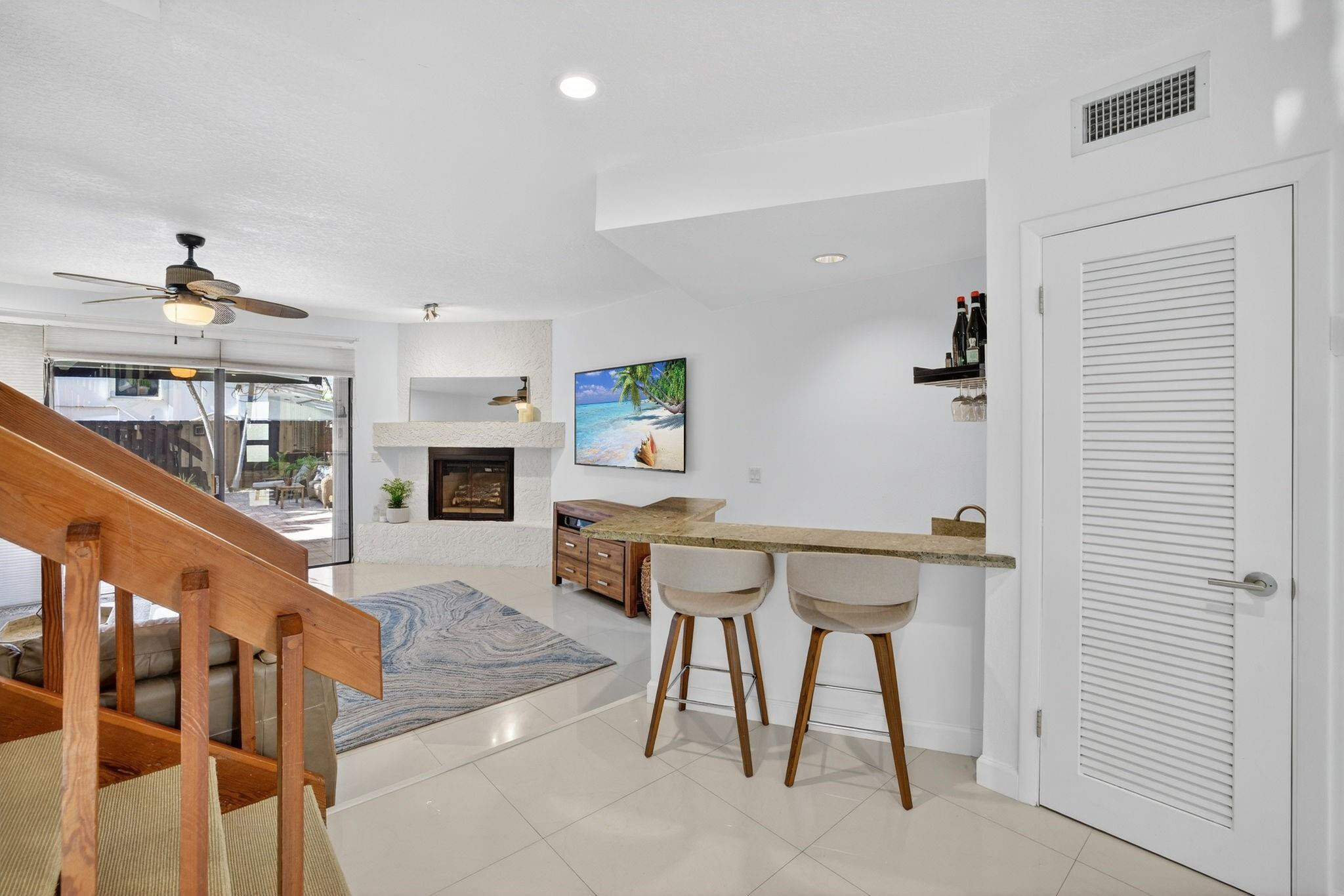 4465 Poinciana #4465 Fort Lauderdale, FL 33308