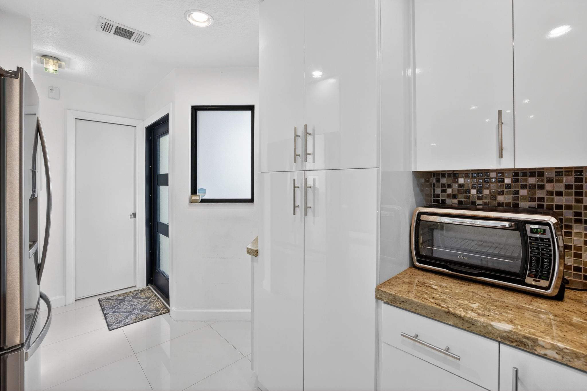 4465 Poinciana #4465 Fort Lauderdale, FL 33308