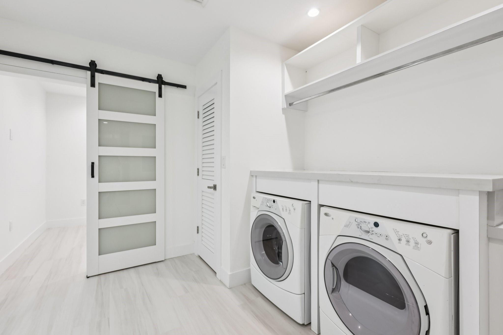 1660 SW 32nd Miami, FL 33145