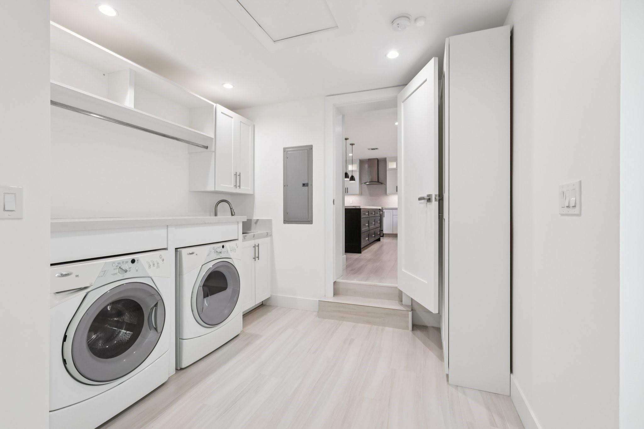 1660 SW 32nd Miami, FL 33145