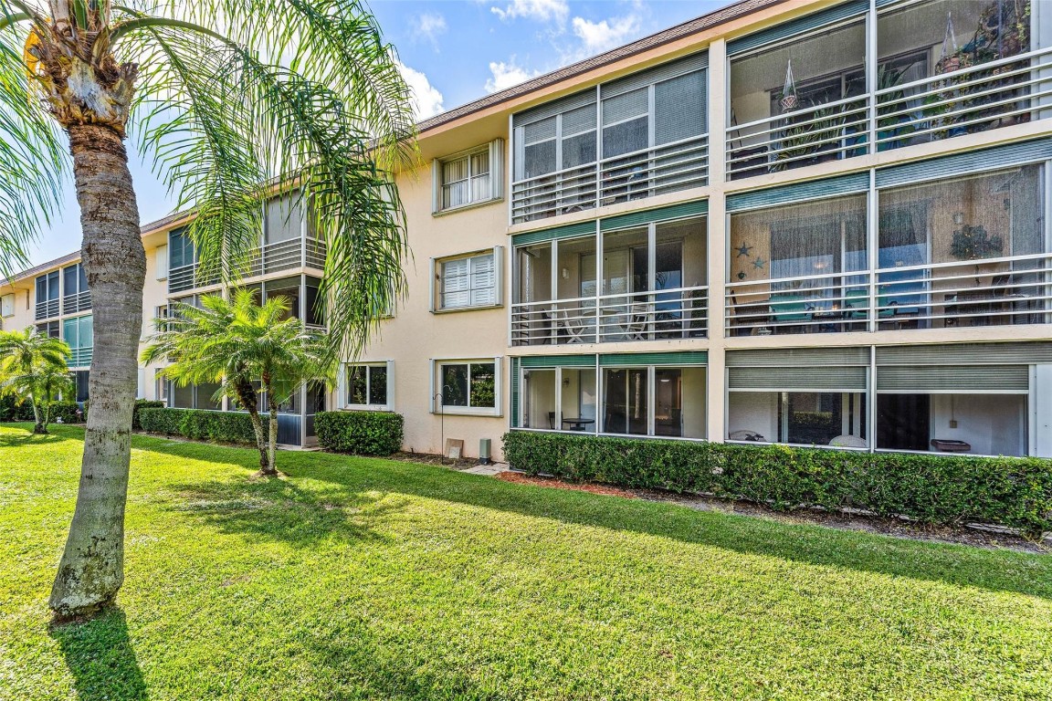 4502 N Federal #123C Lighthouse Point, FL 33064