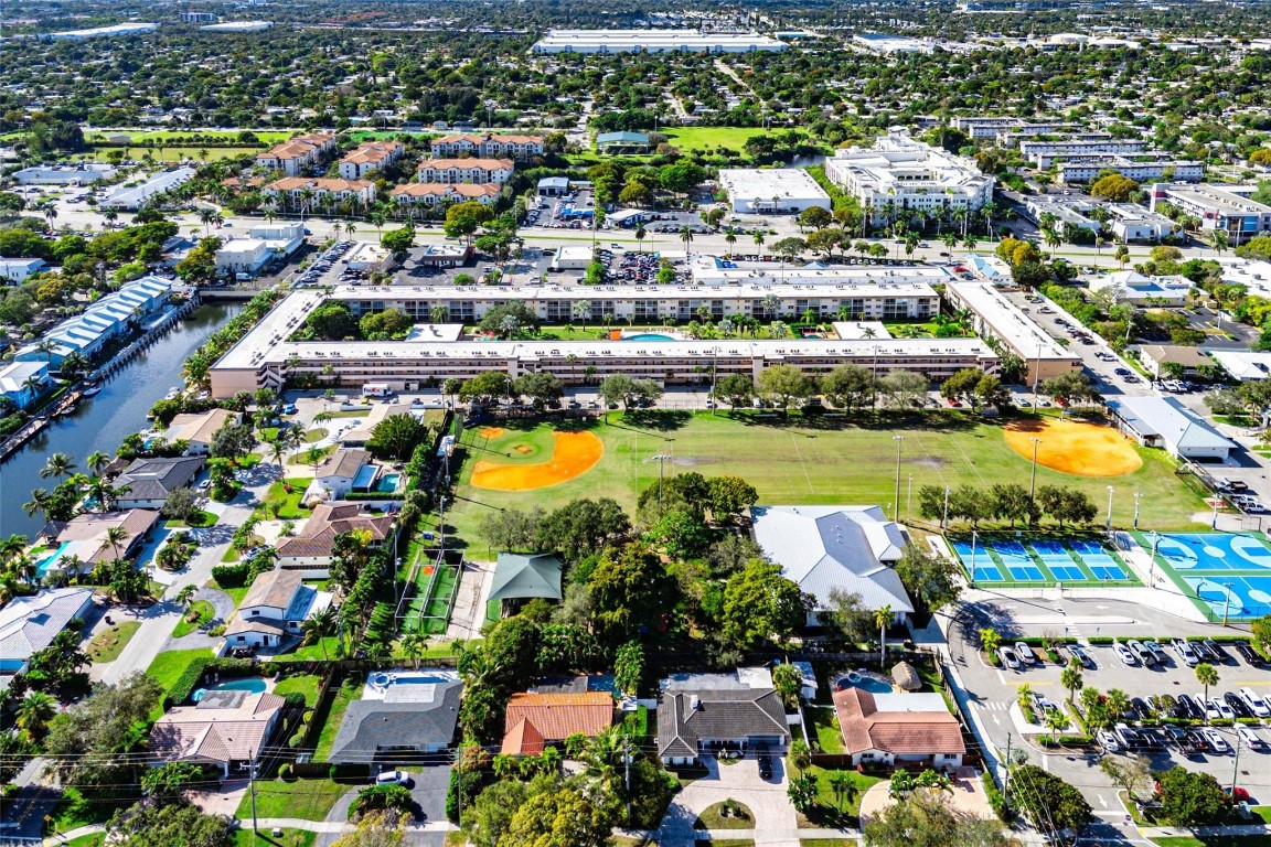 4502 N Federal #123C Lighthouse Point, FL 33064