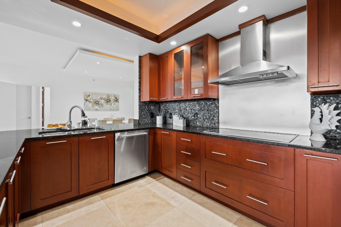 2401 N Ocean #702 Fort Lauderdale, FL 33305