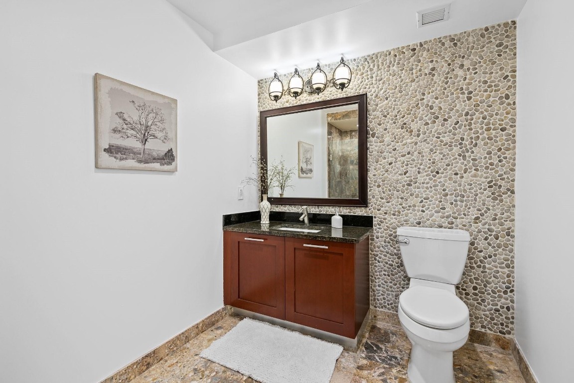 2401 N Ocean #702 Fort Lauderdale, FL 33305