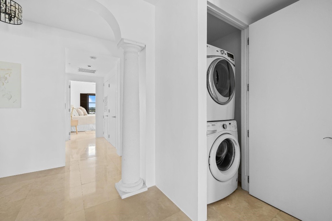 2401 N Ocean #702 Fort Lauderdale, FL 33305