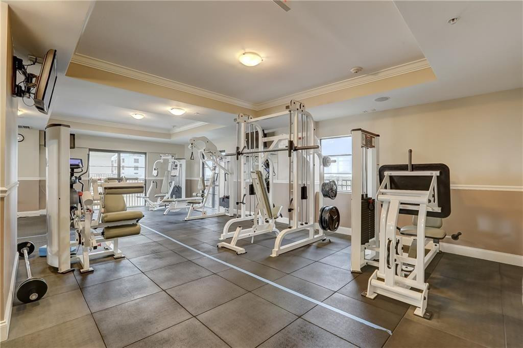 2401 N Ocean #702 Fort Lauderdale, FL 33305