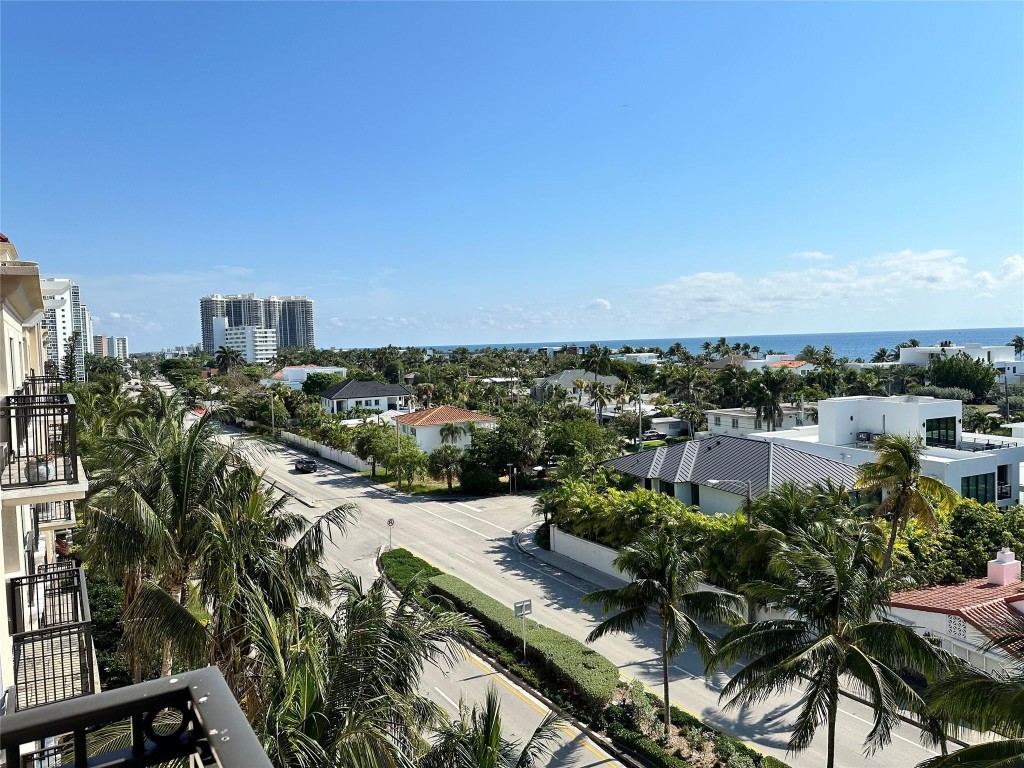 2401 N Ocean #702 Fort Lauderdale, FL 33305