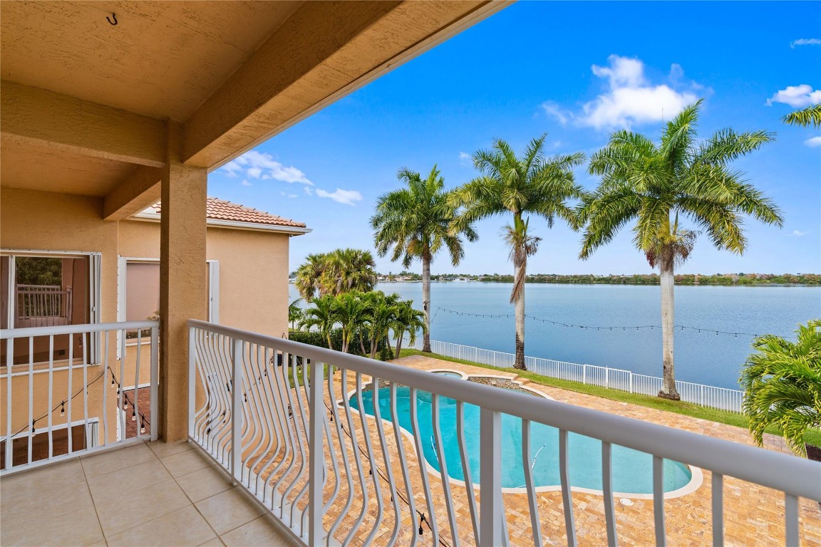 5436 SW 191st Miramar, FL 33029