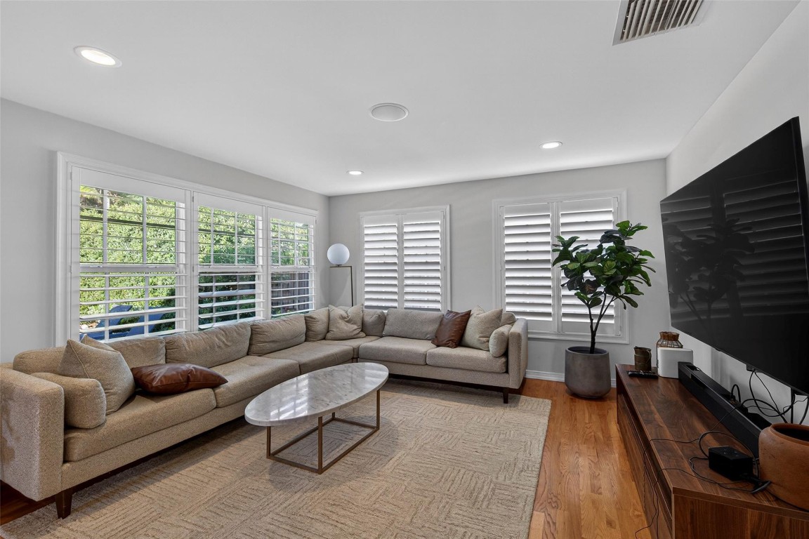 1001 SE 10th Fort Lauderdale, FL 33316