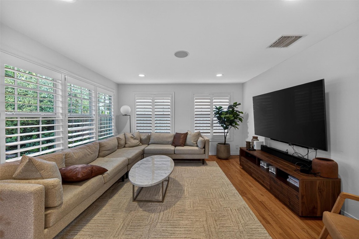 1001 SE 10th Fort Lauderdale, FL 33316