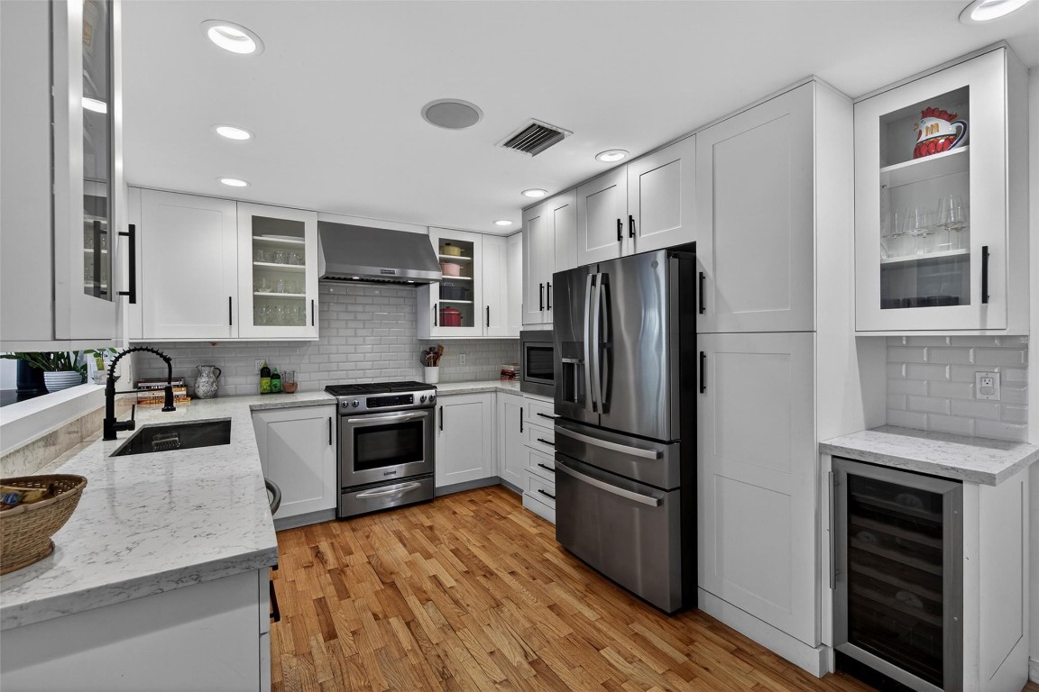 1001 SE 10th Fort Lauderdale, FL 33316