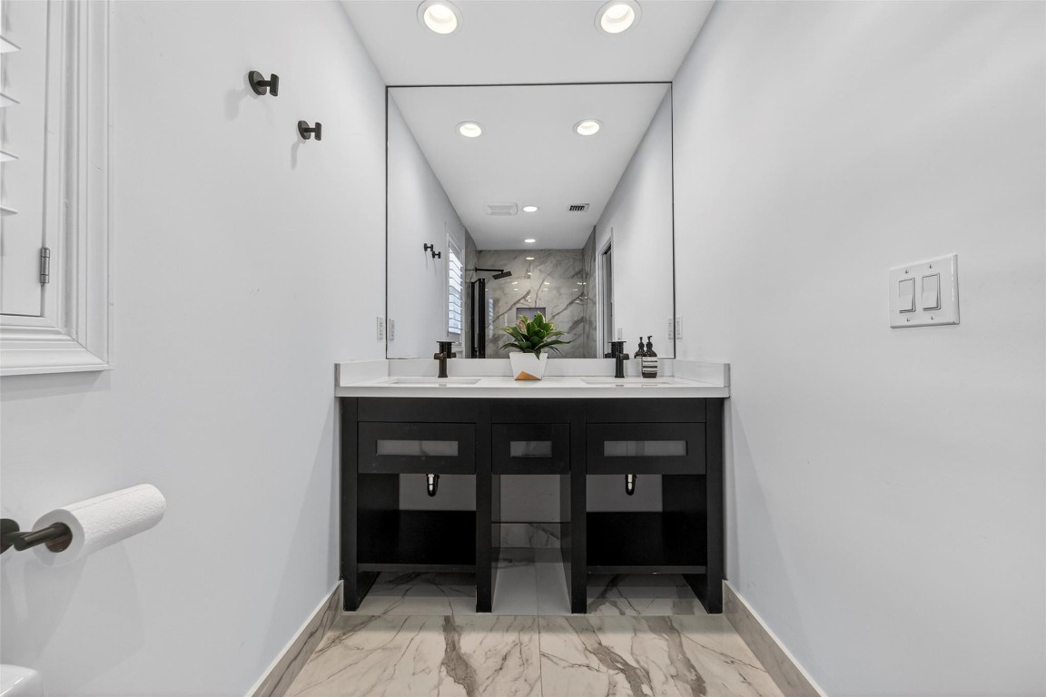 1001 SE 10th Fort Lauderdale, FL 33316