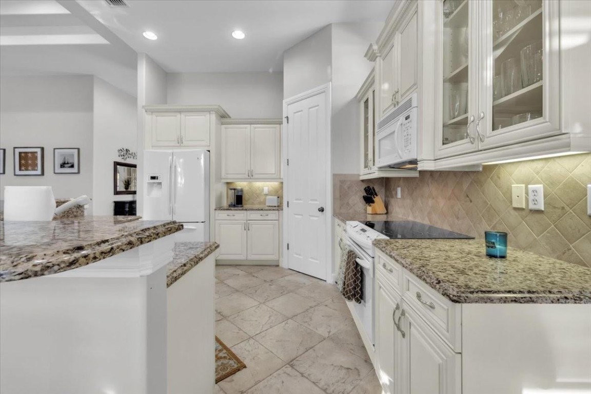 7793 Ashton Naples, FL 34113