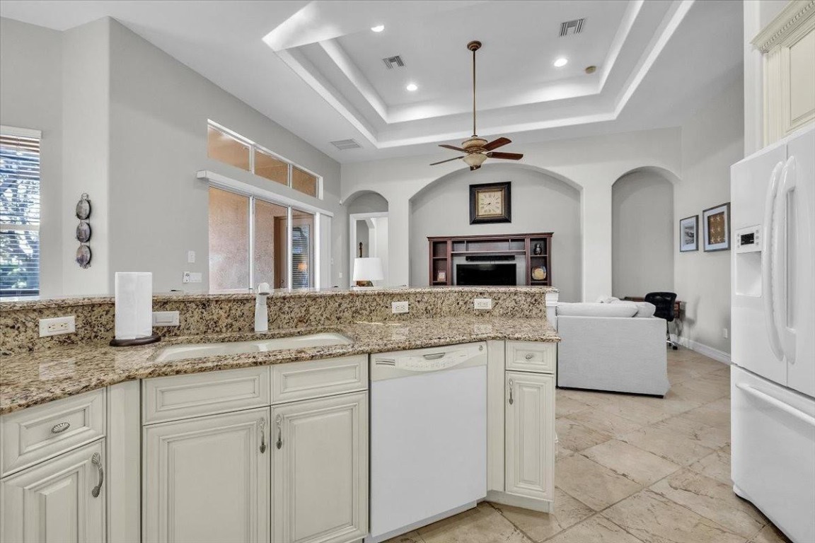 7793 Ashton Naples, FL 34113