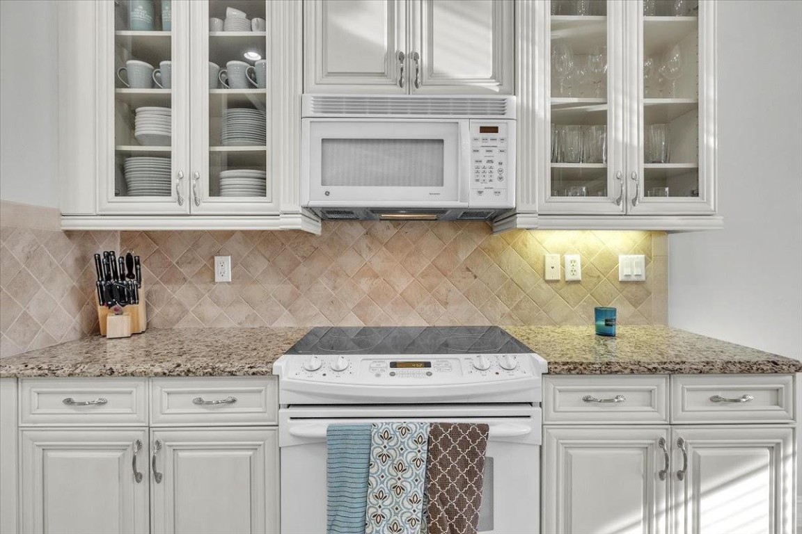 7793 Ashton Naples, FL 34113