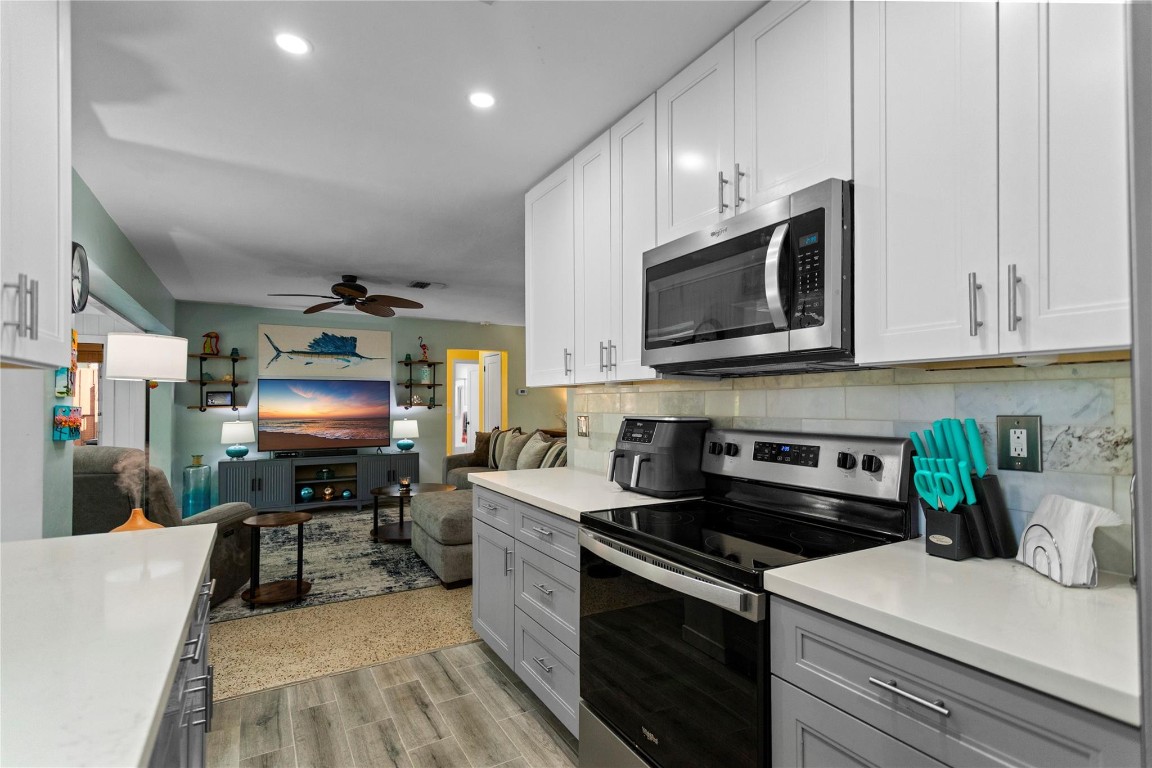 3031 SW 23rd Fort Lauderdale, FL 33312