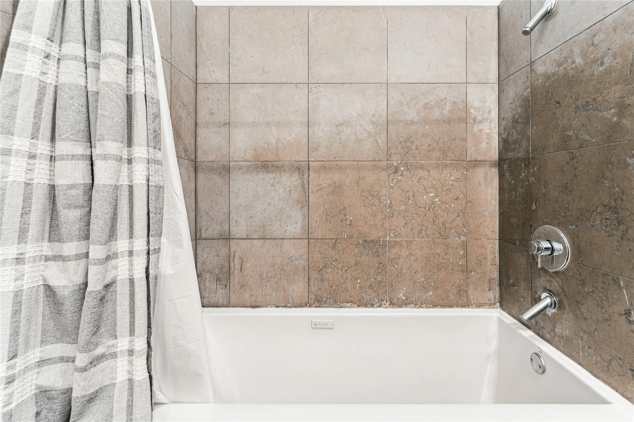 image Icon Brickell I20