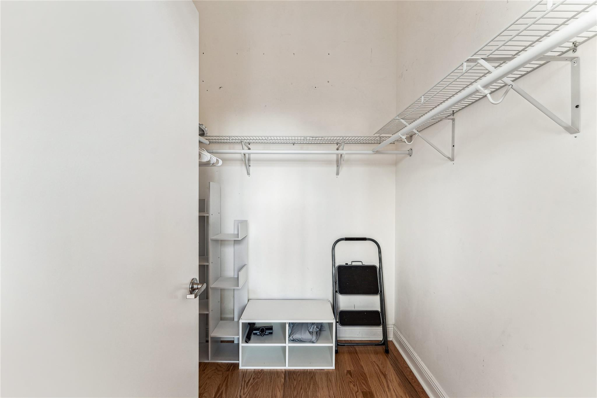 image Icon Brickell I24