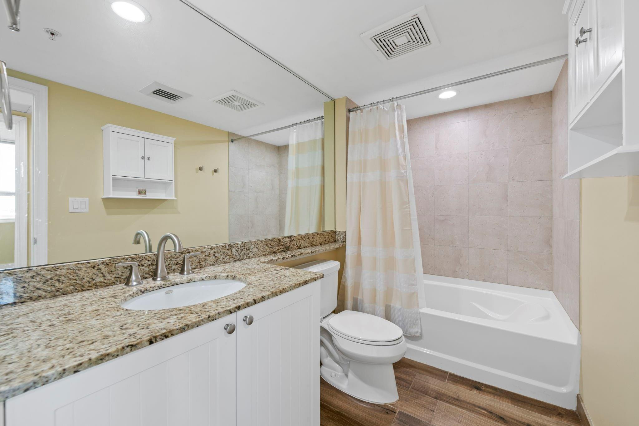 610 W Las Olas #514 Fort Lauderdale, FL 33312