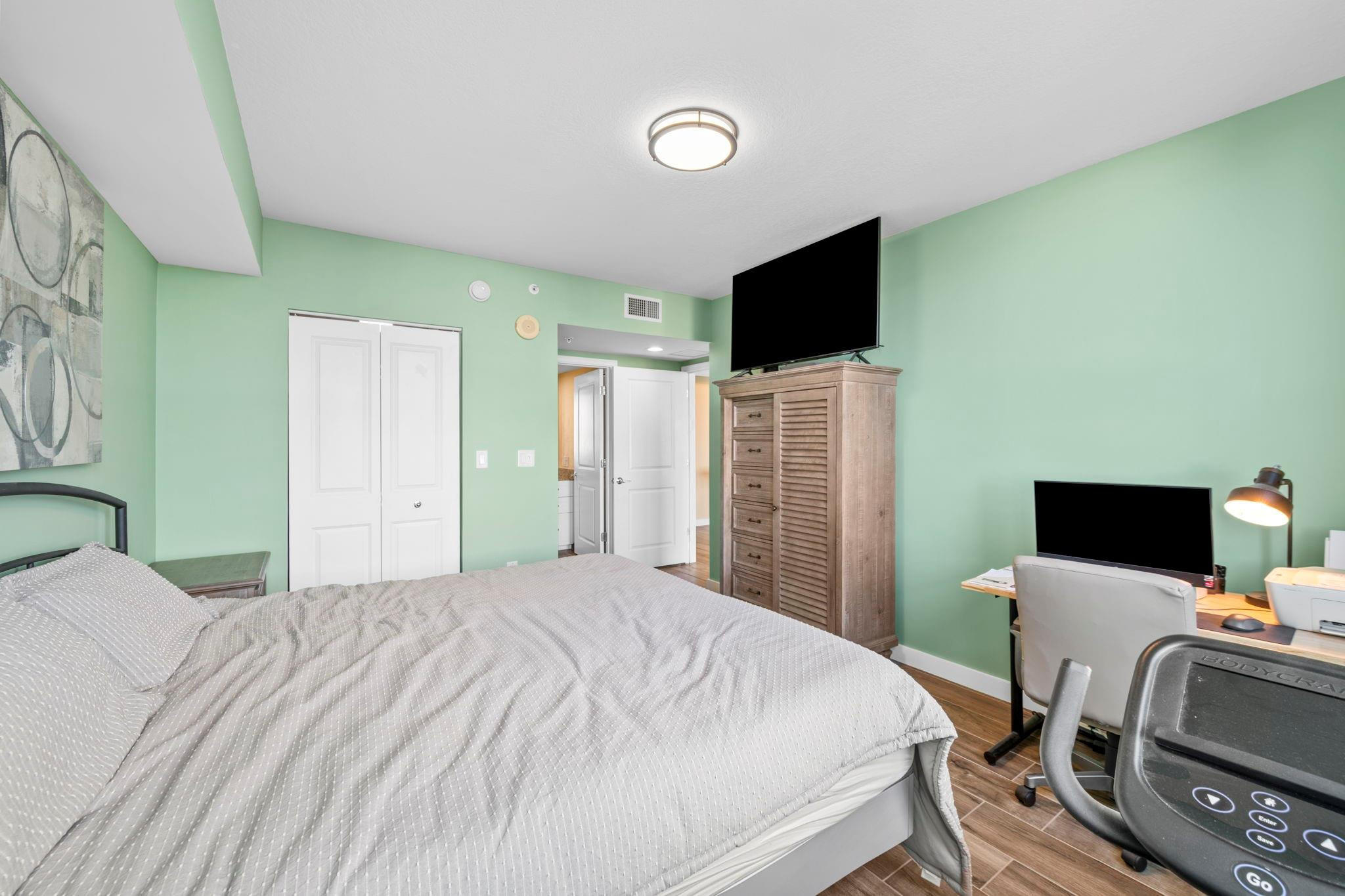 610 W Las Olas #514 Fort Lauderdale, FL 33312