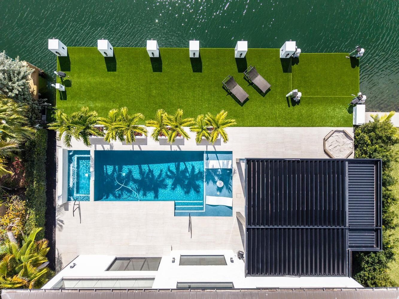 1520 SE 10th Fort Lauderdale, FL 33316