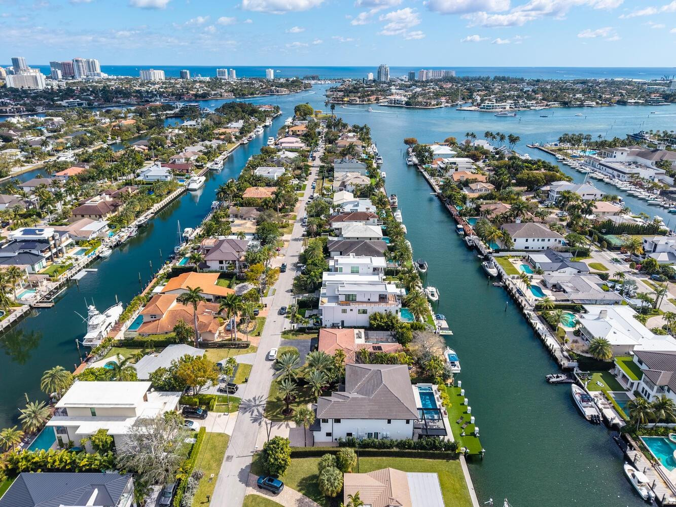 1520 SE 10th Fort Lauderdale, FL 33316