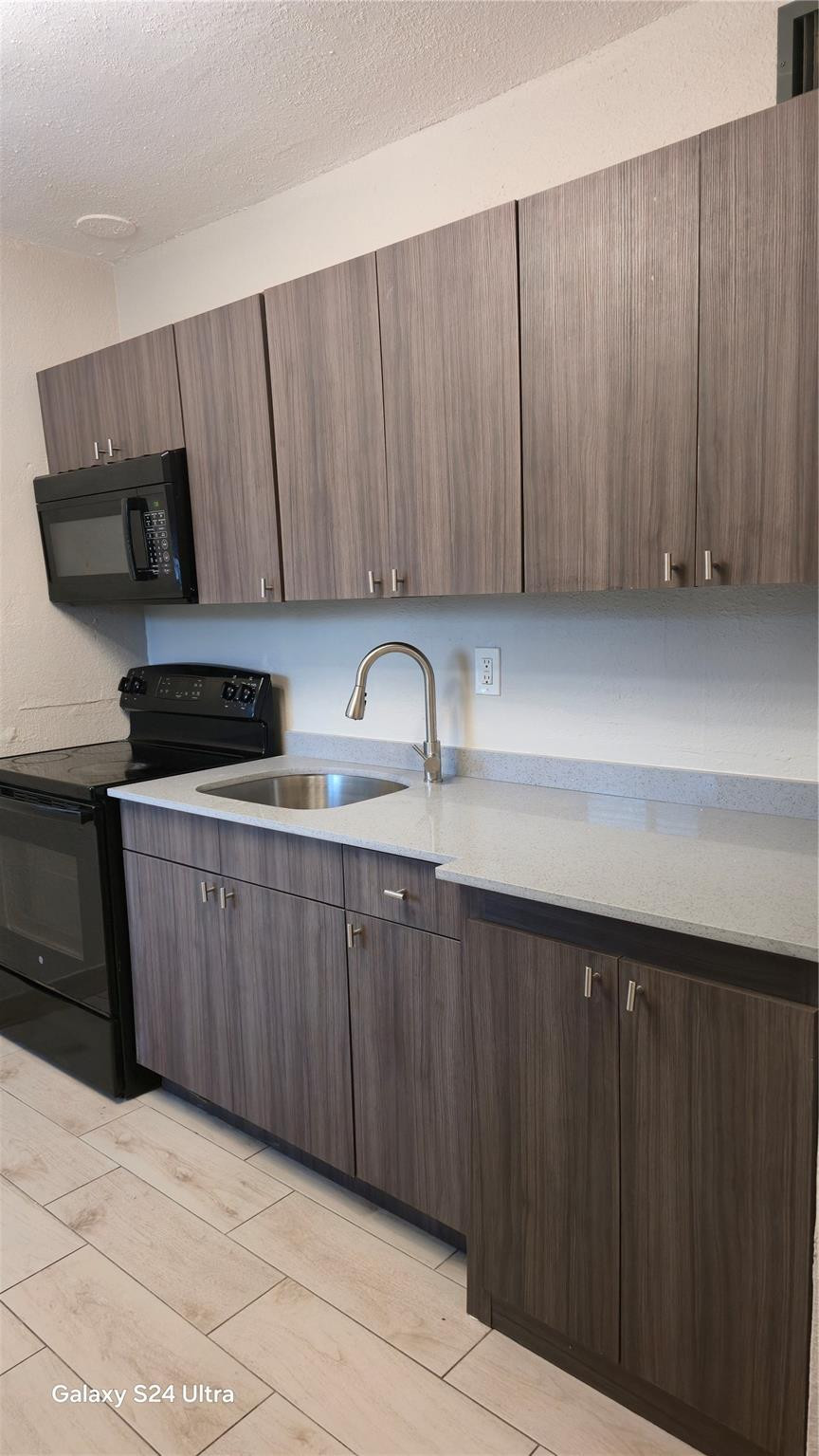360 NW 8th #8