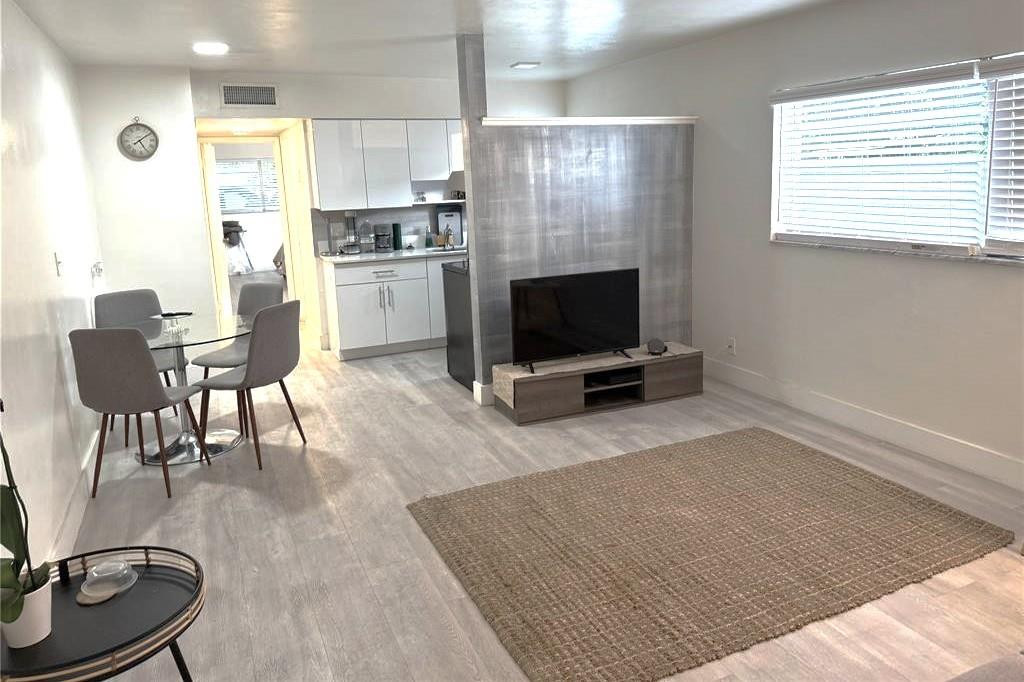 1638 Plunkett #4 Hollywood, FL 33020